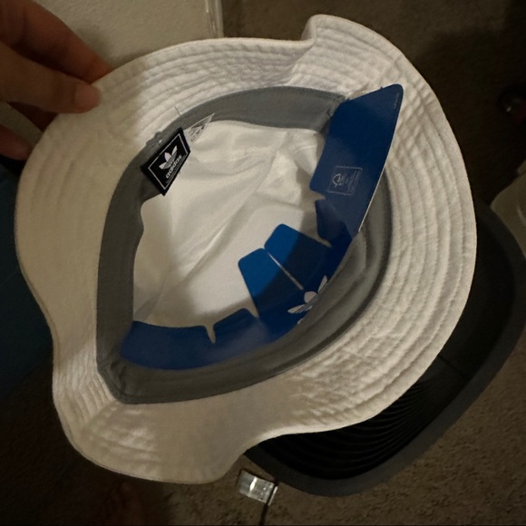 Adidas originals white trefoil bucket hat cap - Picture 9 of 10